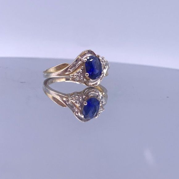 Vintage Sterling Silver Two-Tone Sapphire Ring - Picture 14 of 16